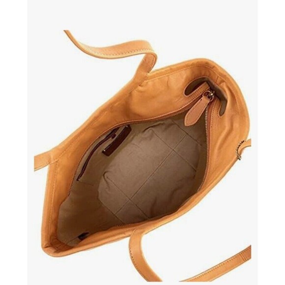 NWT  COACH C2594 Bea Tote Colorblock Soft Leather Natural Yellow Multi - Picture 3 of 4